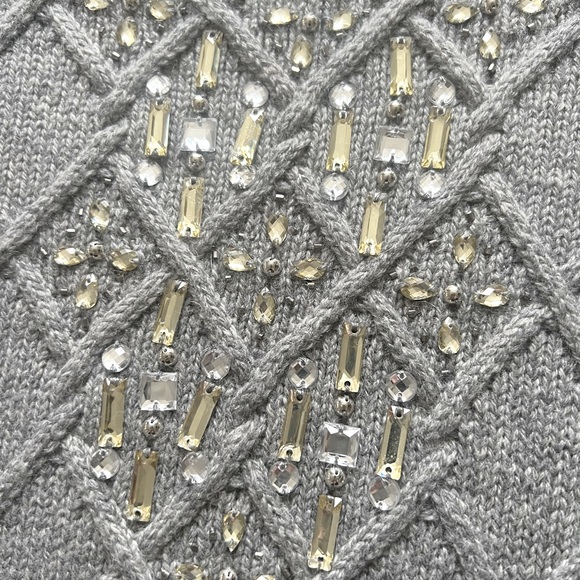 The Limited vintage short sleeve sweater with jewels. Size M - Picture 2 of 3